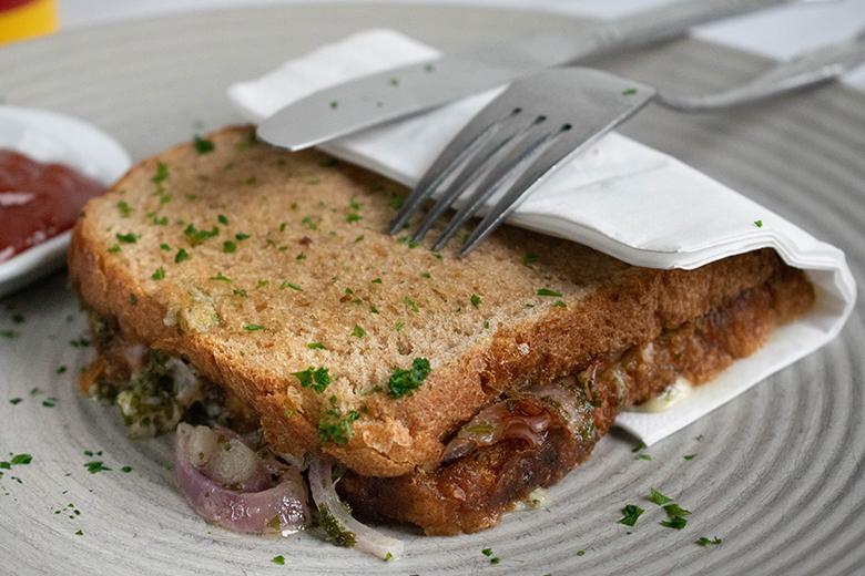Mikrowellen-Wursttoast