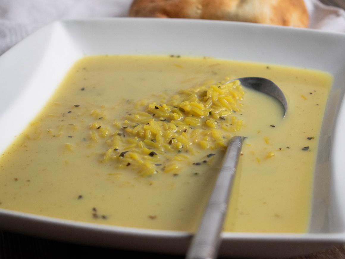 Rahmsuppe nach indischer Art