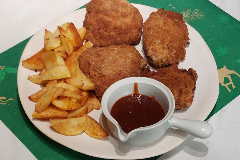 Frittierte Hühnerteile aus der Heißluftfritteuse