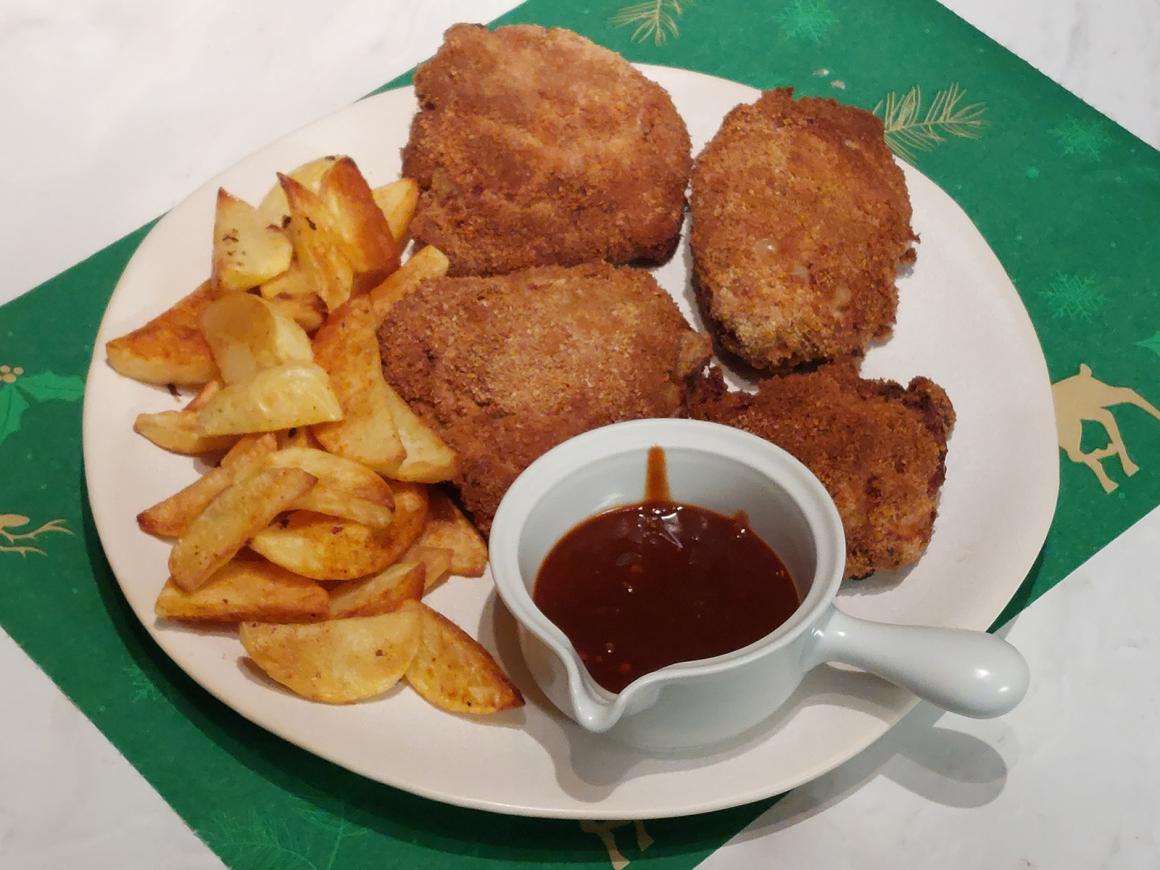 Frittierte Hühnerteile aus der Heißluftfritteuse