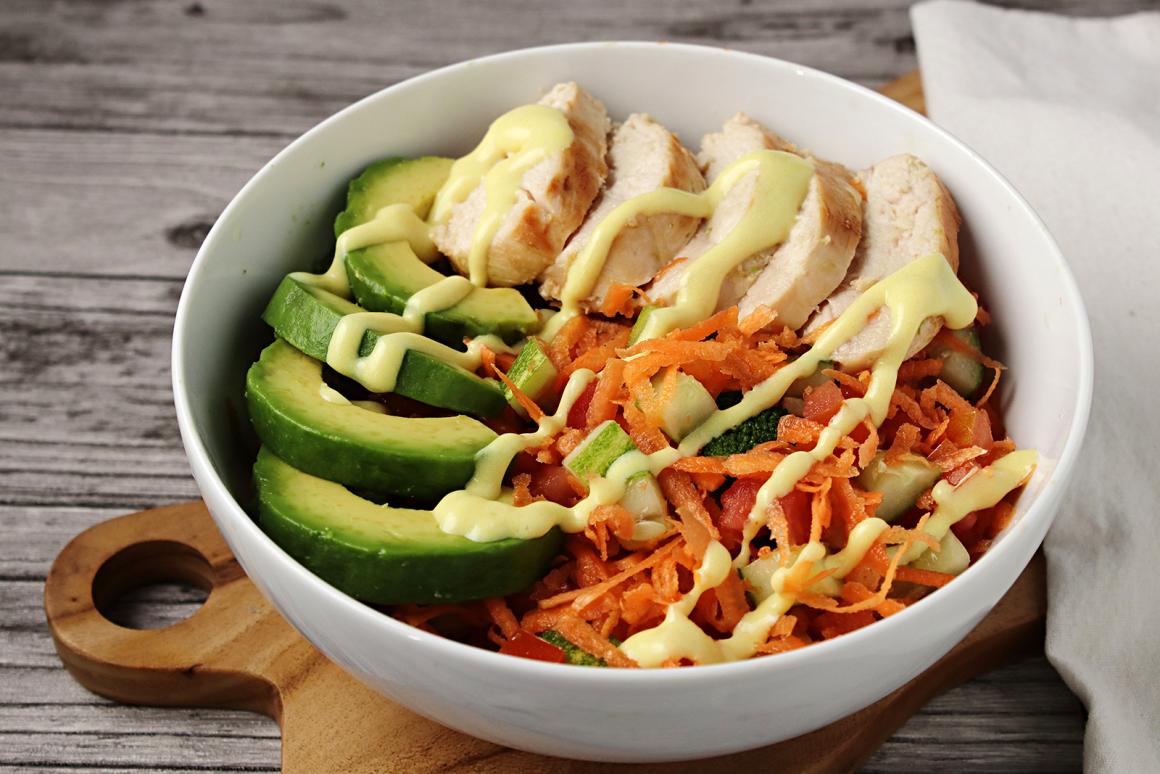Low Carb Bowl mit Huhn