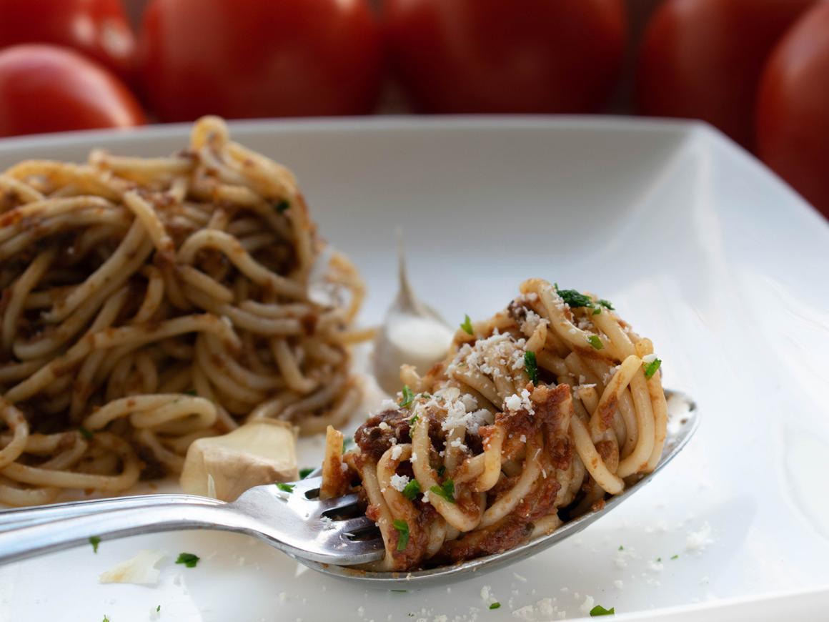 Tomatenpesto mit Paranüssen