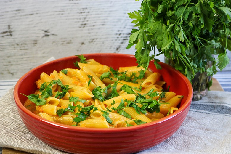 Pasta mit Honig und Möhren