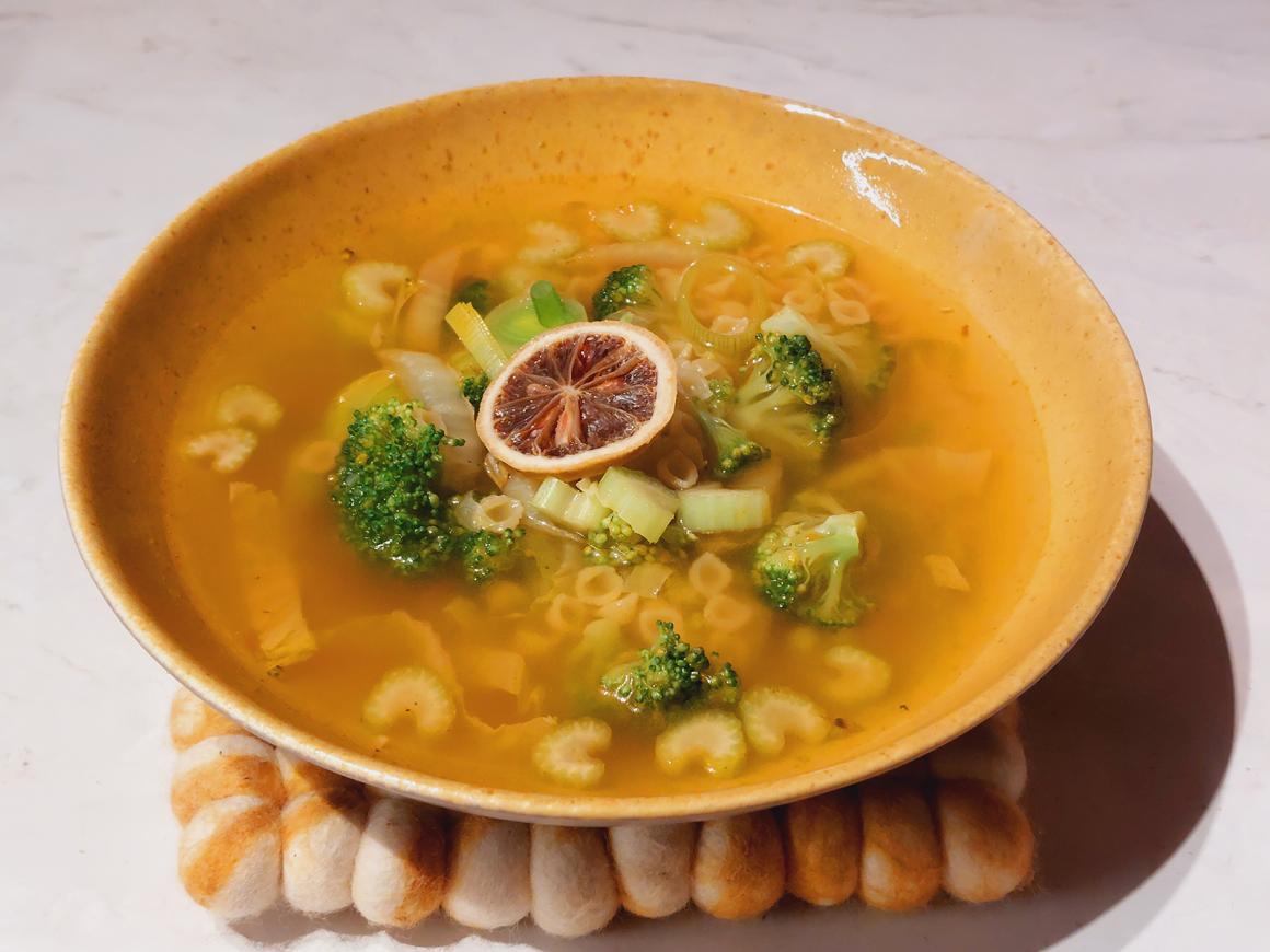 Pikante grüne Suppe