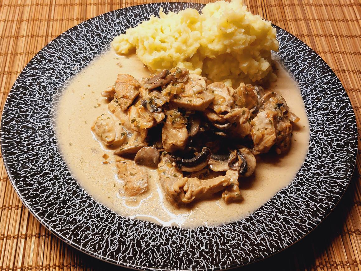 Putengeschnetzeltes mit Champignons