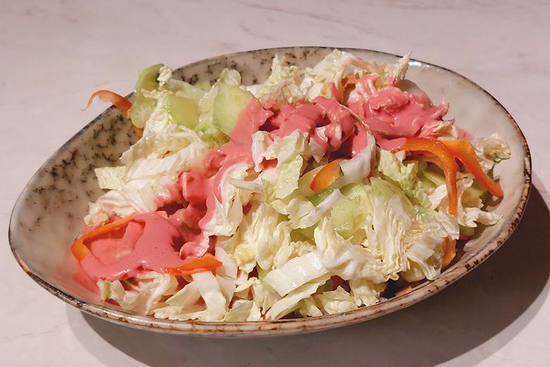 Salat mit Roter-Bete-Dressing