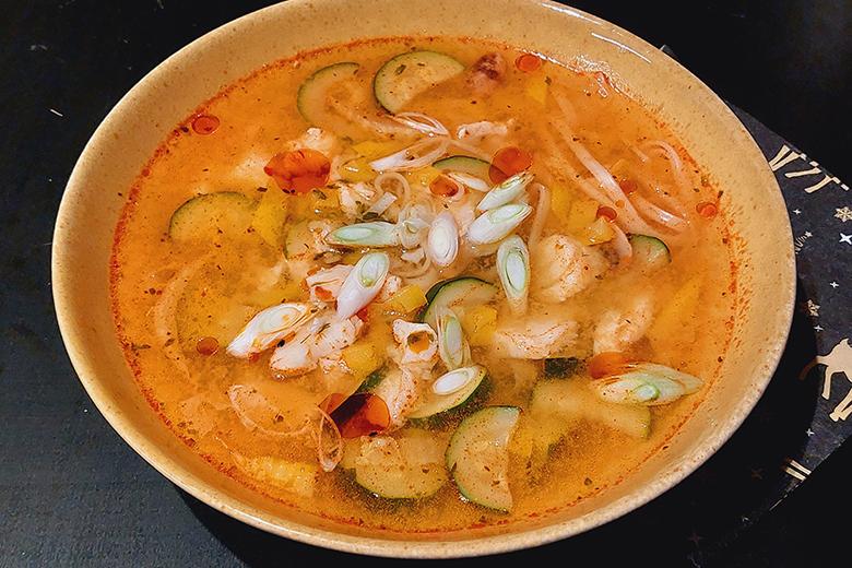 Thailändische Fischsuppe
