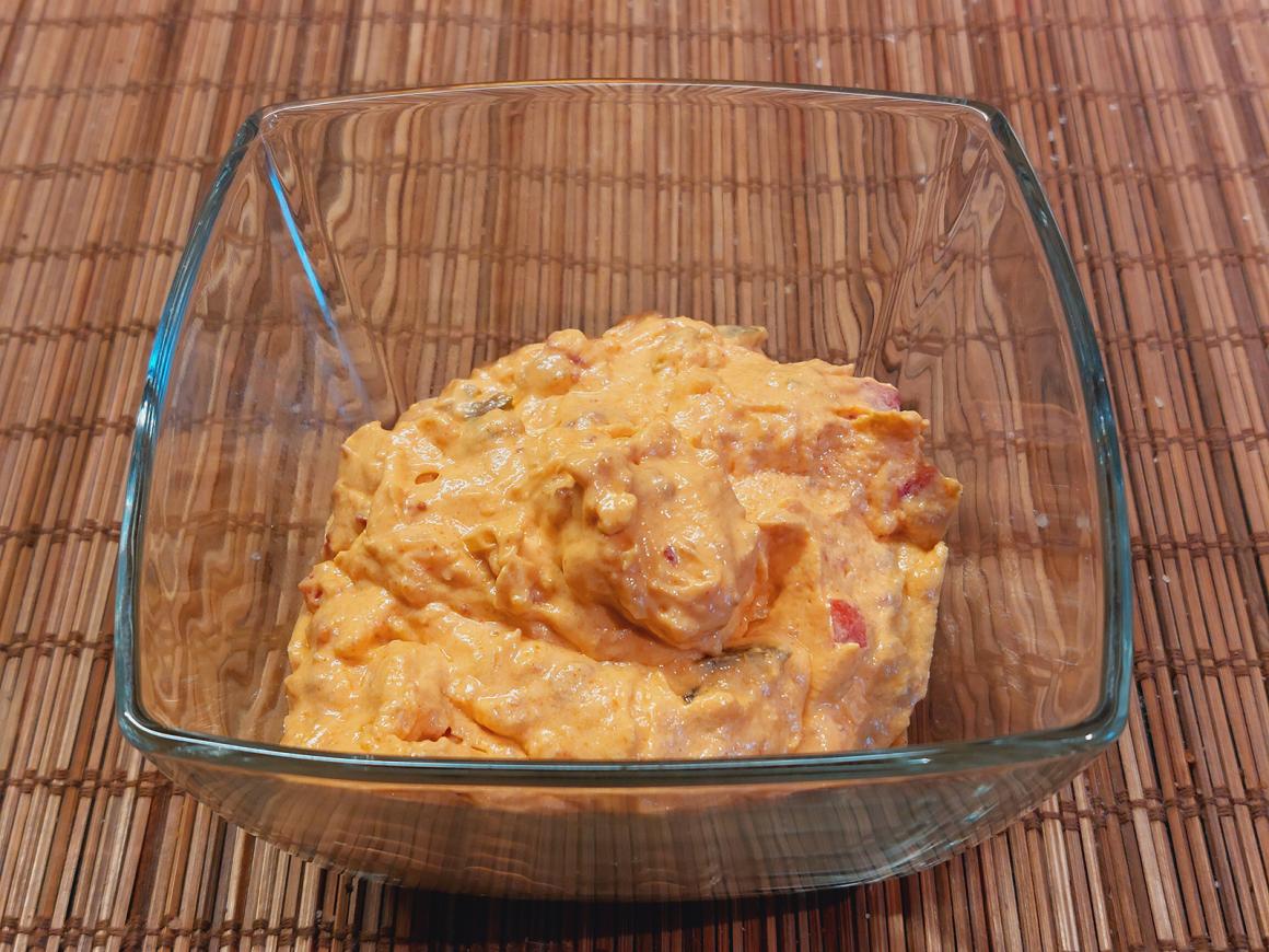 Knoblauch-Paprika-Creme