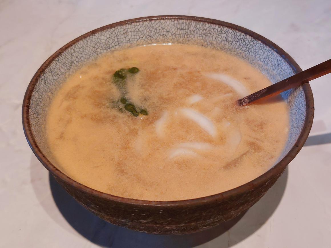 Thailändische Kohlsuppe