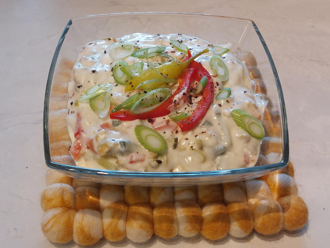 Oliven-Peperoni-Creme