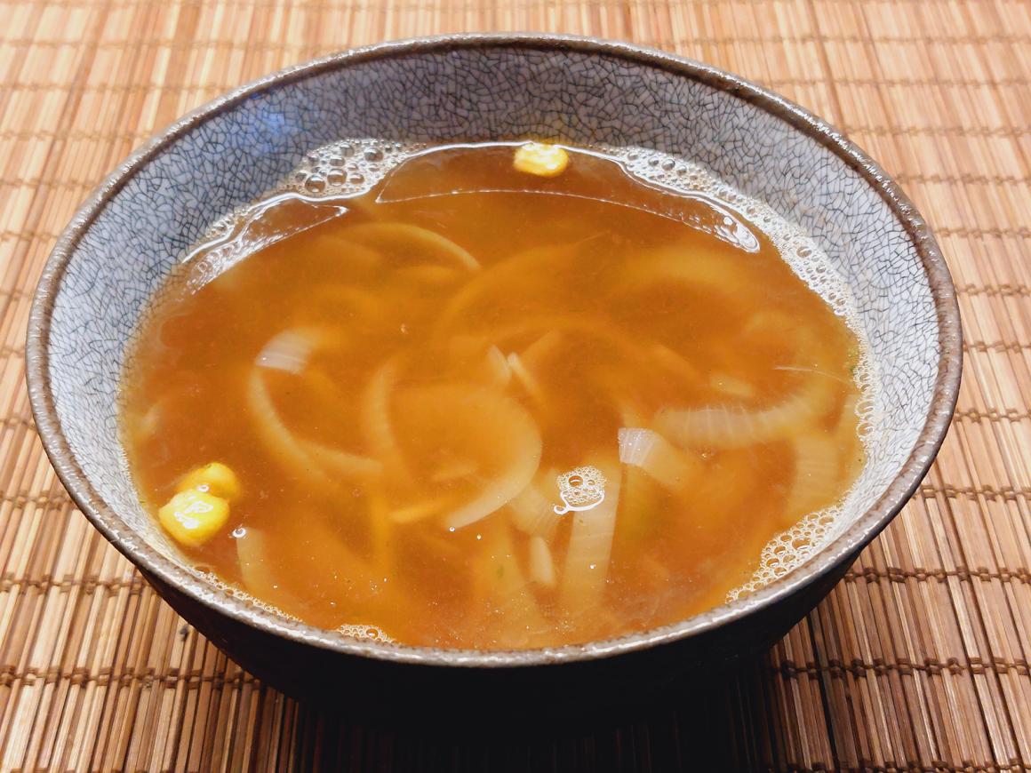 Mais-Zwiebelsuppe