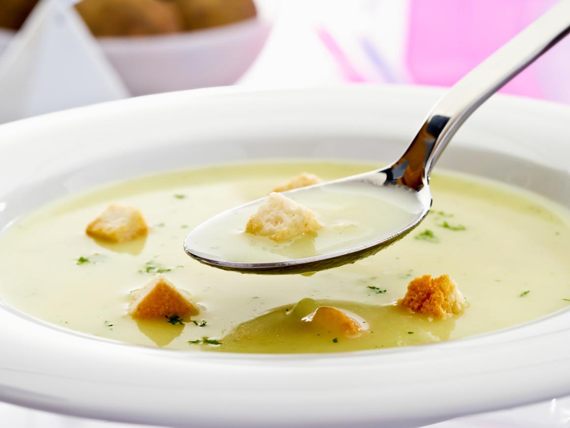 Kartoffelsuppe mit Sellerie