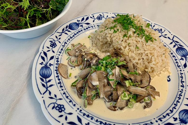 Naturreis mit Champignons