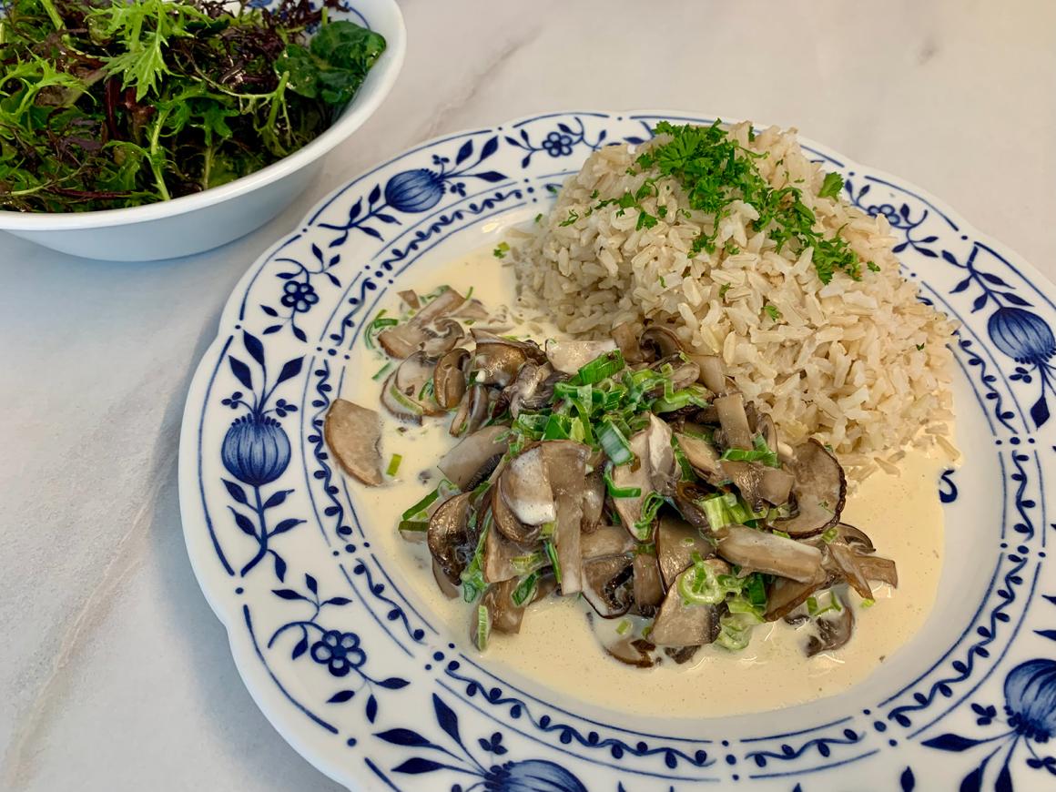 Naturreis mit Champignons