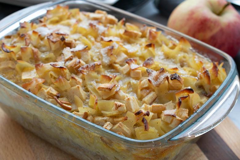 Nudelschmarrn mit Äpfeln