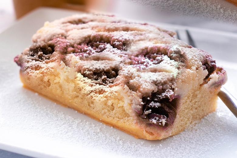 Beeren-Streuselkuchen