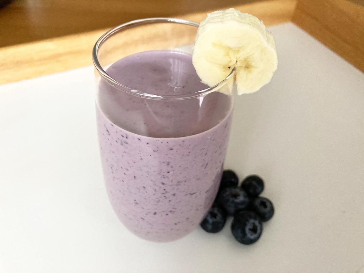 Blaubeer-Smoothie mit Skyr