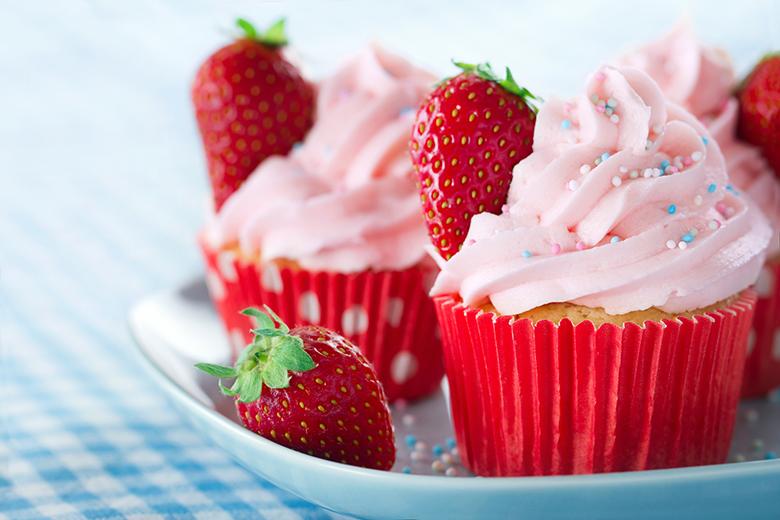 Cupcakes mit Erdbeeren