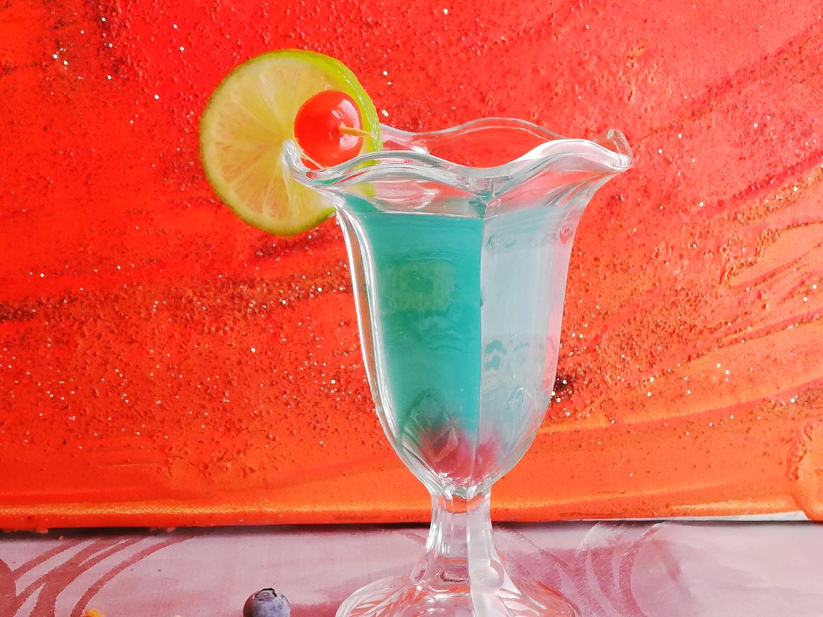 Maraschino Blue
