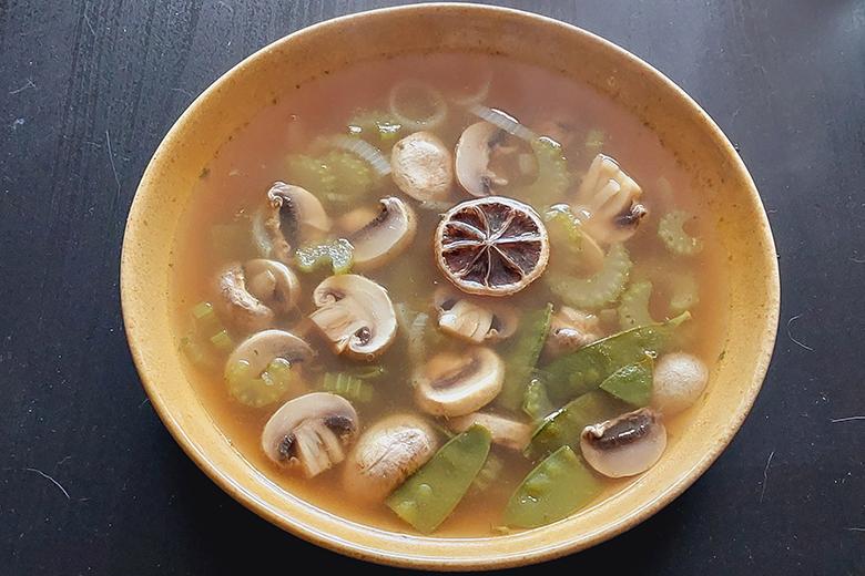 Sauerscharfe Champignonsuppe