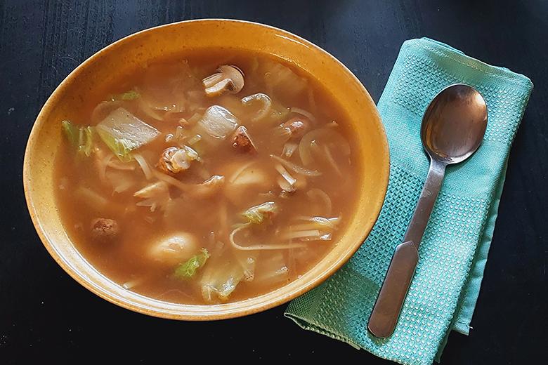 Misosuppe mit Huhn
