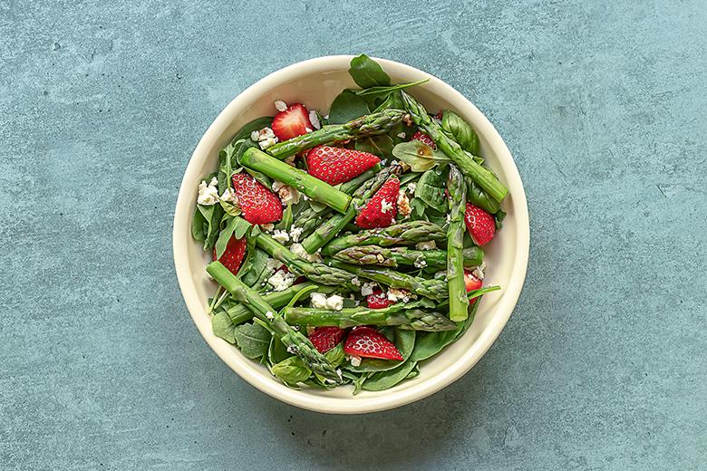Spargel-Erdbeer-Salat