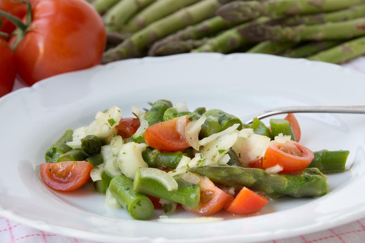 Grüner Spargelsalat