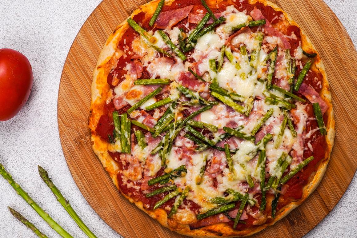 Spargelpizza