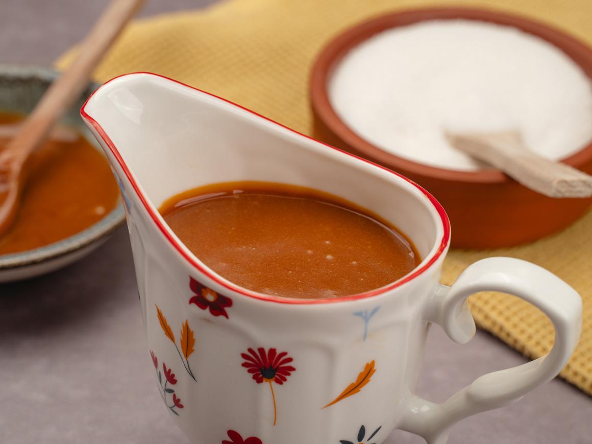 Selbstgemachte Karamellsauce