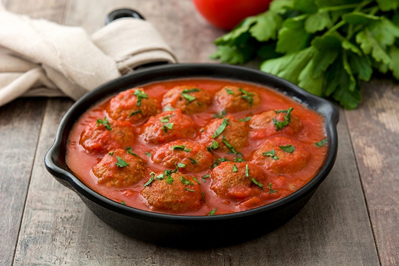 Albondigas mit Tomatensauce