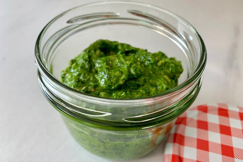 Bärlauchpesto mit Sonnenblumenkernen