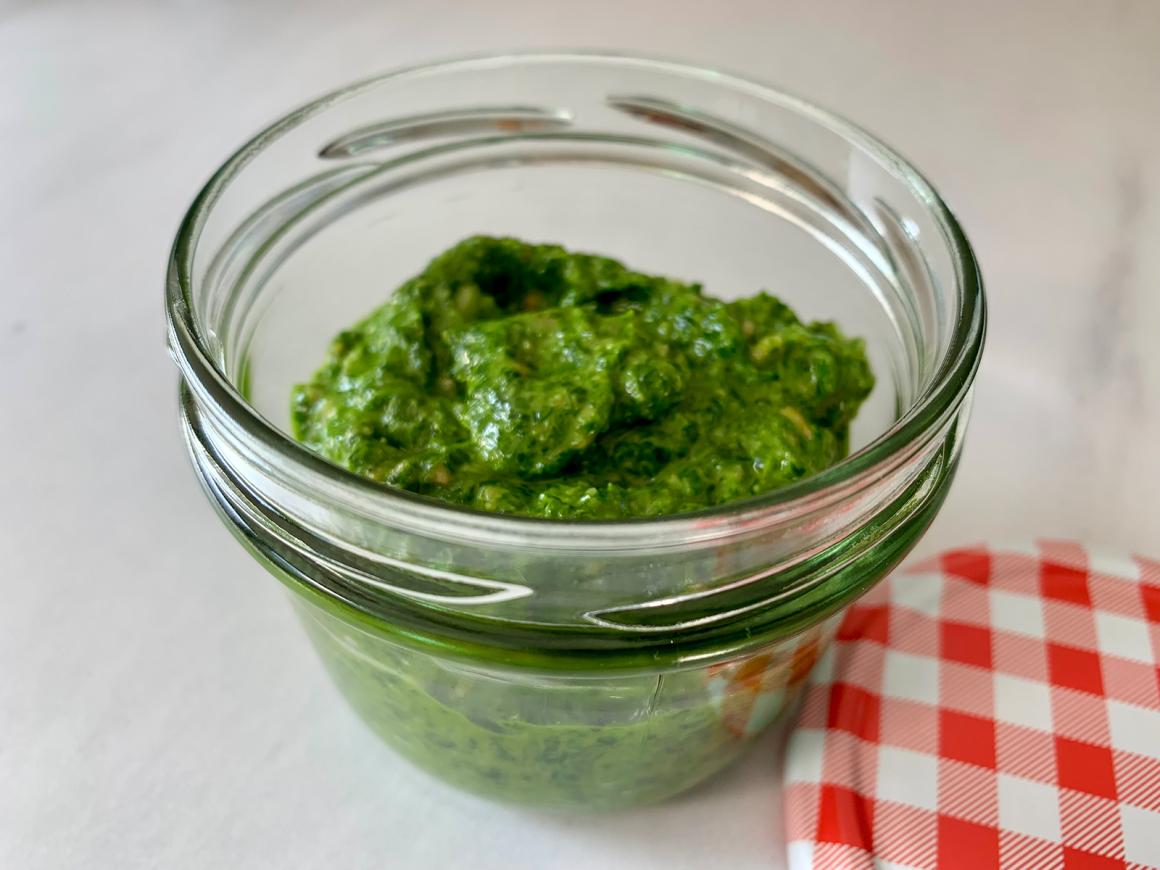 Bärlauchpesto mit Sonnenblumenkernen