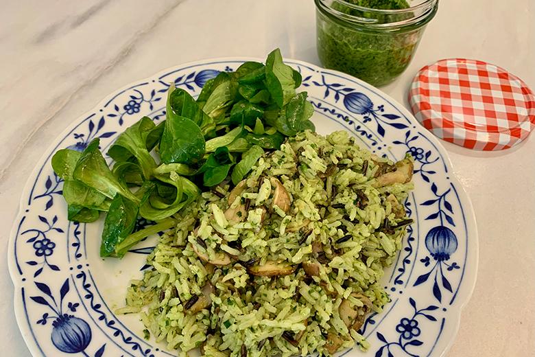 Wildreis mit Pilzen und Bärlauchpesto