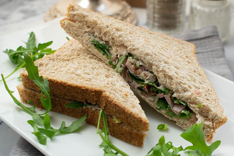 Sandwiches mit Putenbrust und Erdnussbutter