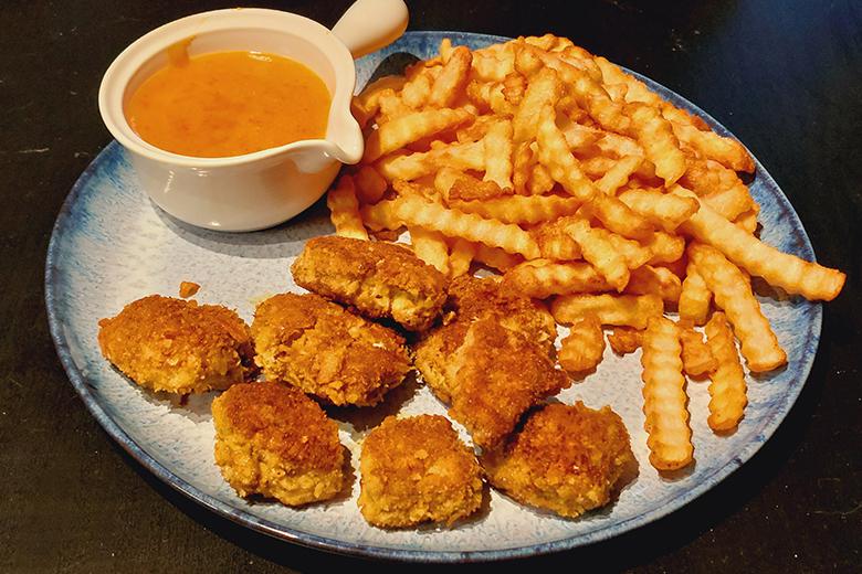 Puten-Nuggets mit Erdnusssoße