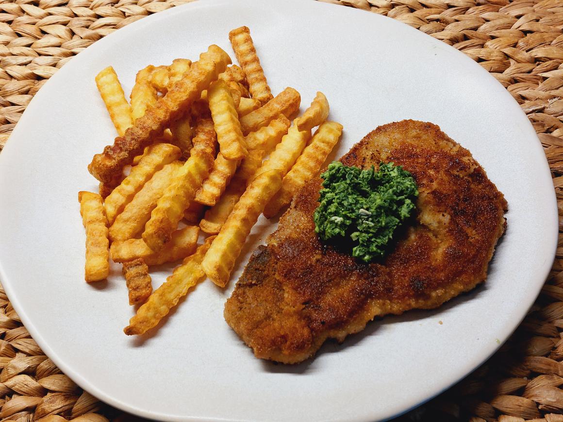 Knoblauchkotelett mit Bärlauchbutter