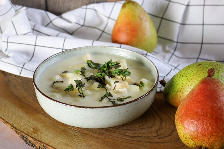 Birnen in Sahne-Weinsauce