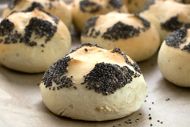 Omas Mohnbrötchen
