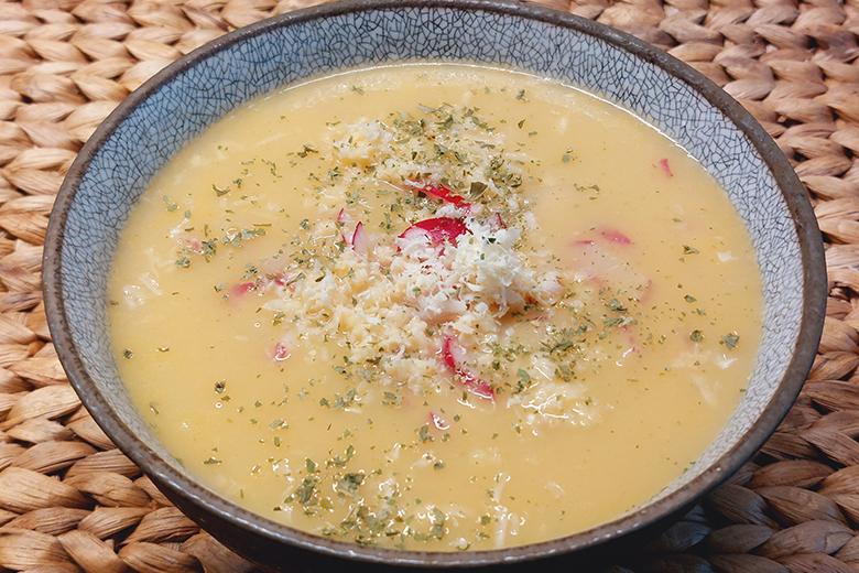 Radieschensuppe mit Meerrettich