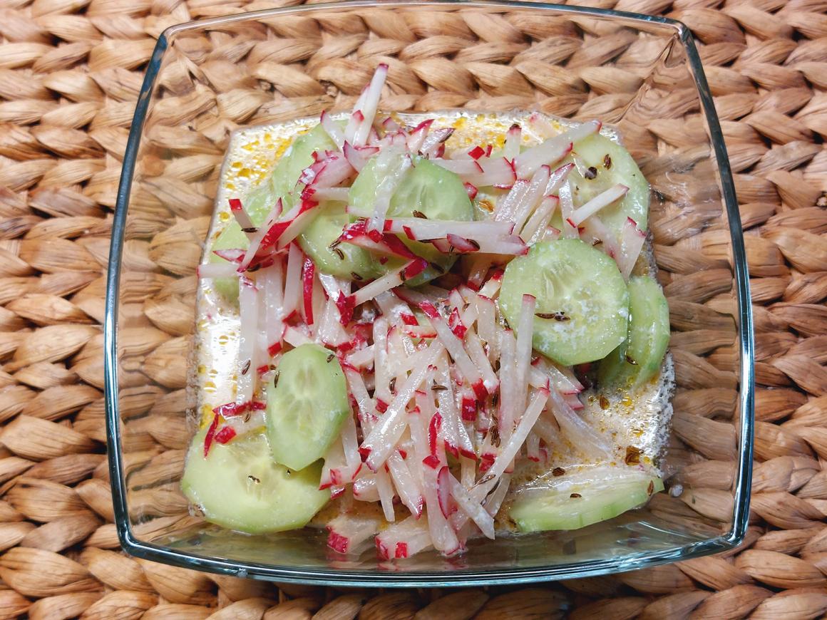 Gurken-Radieschen-Salat