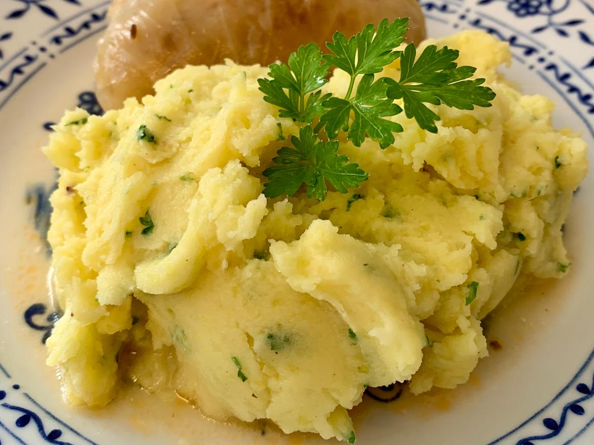 Kartoffelpüree mit Petersilie