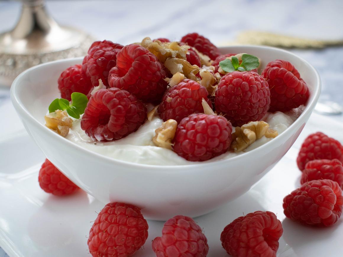 Himbeer-Nuss-Quark