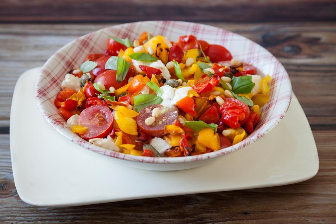 Gegrillter Paprikasalat