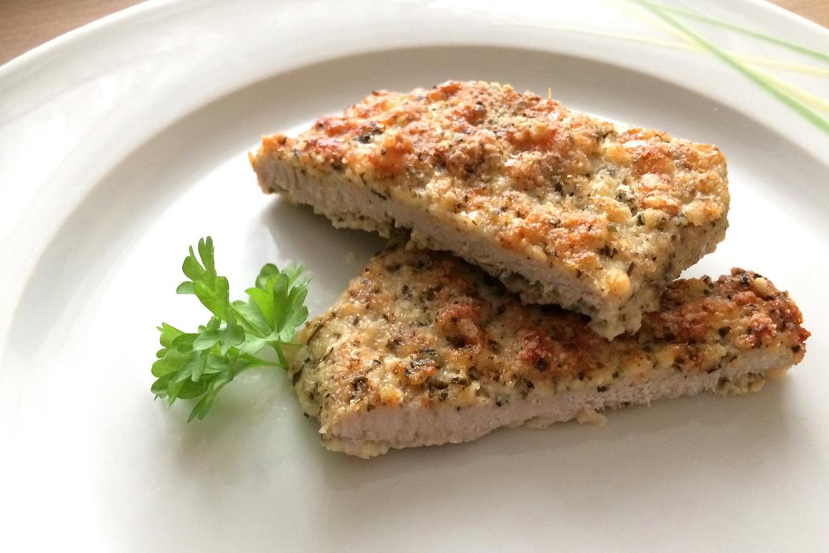 Low Carb-Schnitzel mit Parmesanpanade