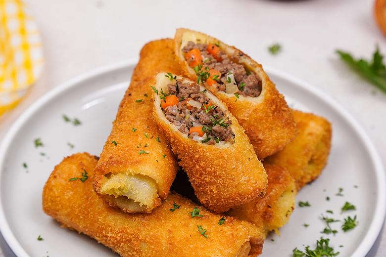Polnische Pfannkuchen mit Hack