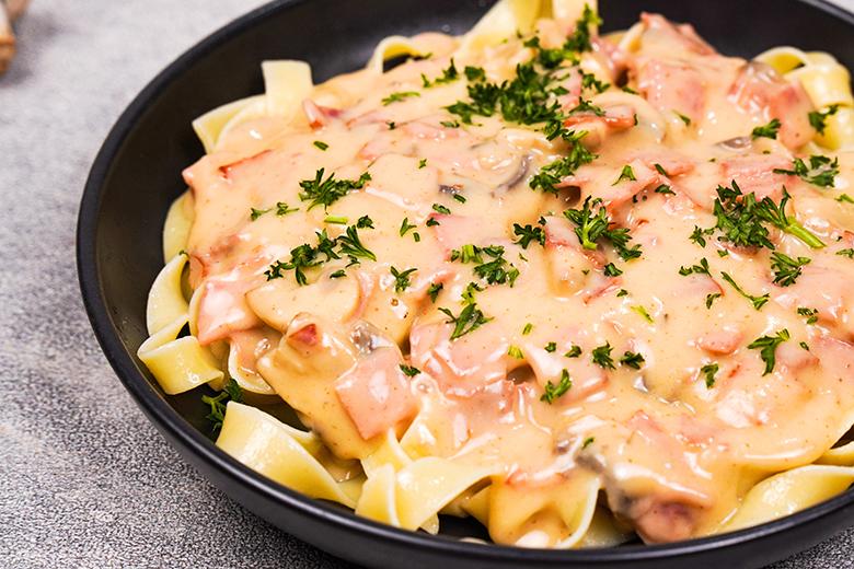 Nudeln mit Pilzsauce