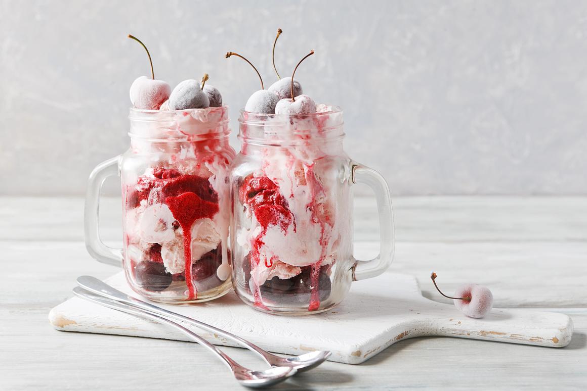 Joghurt-Kirsch-Eis