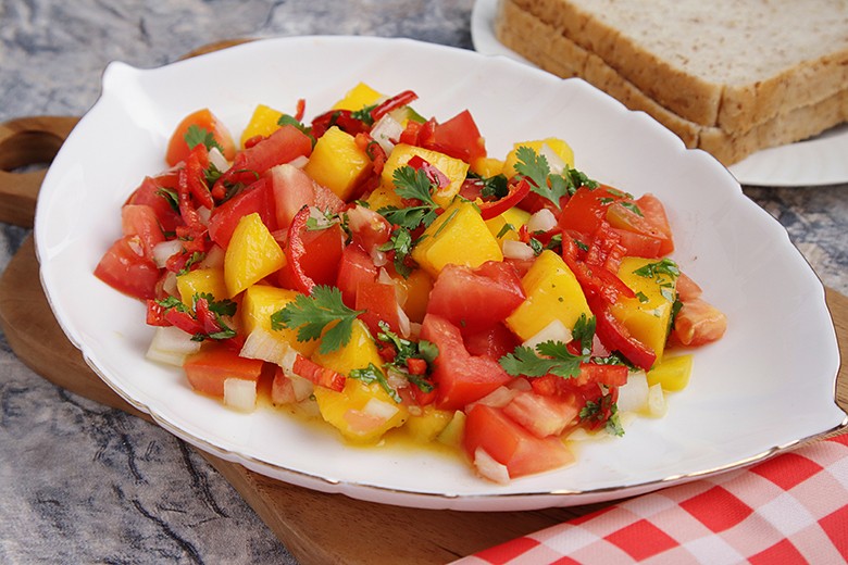 Mangosalat mit Fenchel