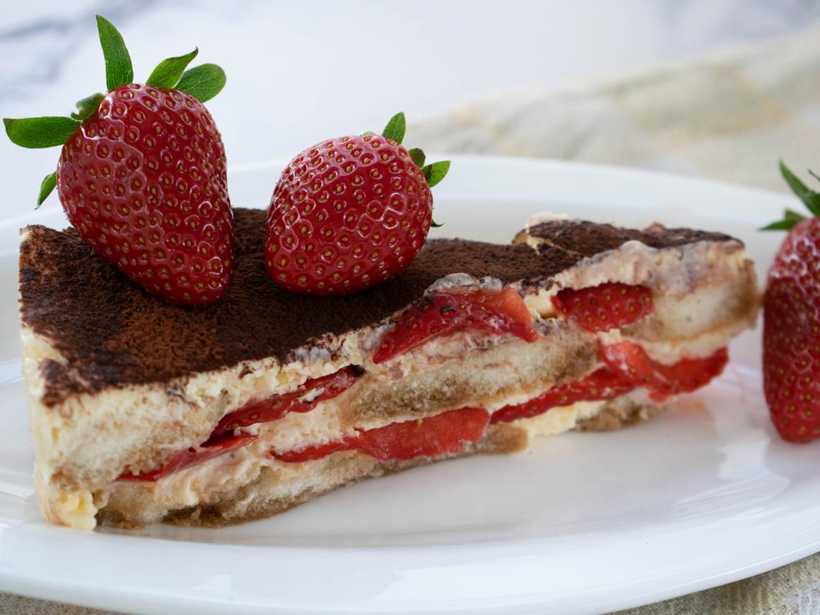 Tiramisu mit Erdbeeren