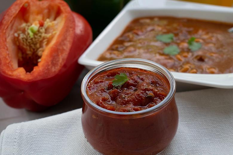 Gewürzpaste für veganes Gulasch